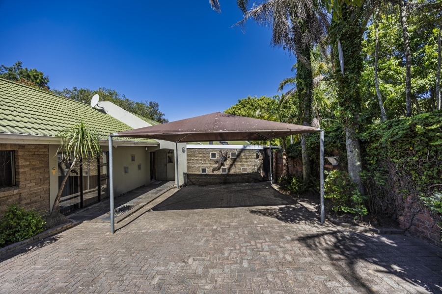 4 Bedroom Property for Sale in Nahoon Valley Park Eastern Cape